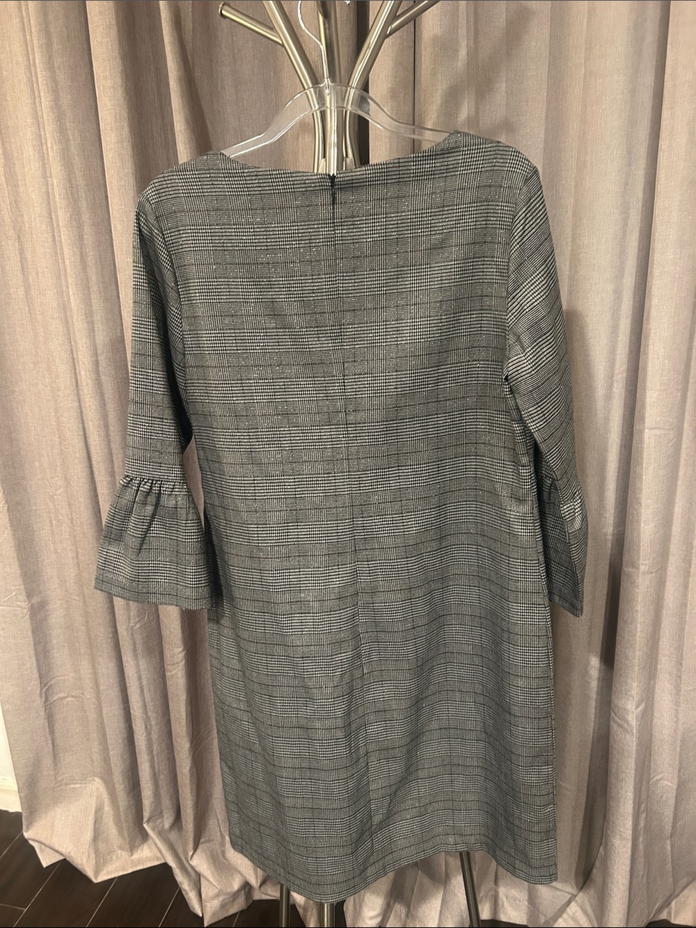 Emma & Michelle Gray Plaid Shift Dress with Ruffle Sleeves has a slight shine. - Picture 5 of 8